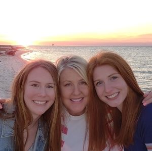 Meet your Posher, Tami